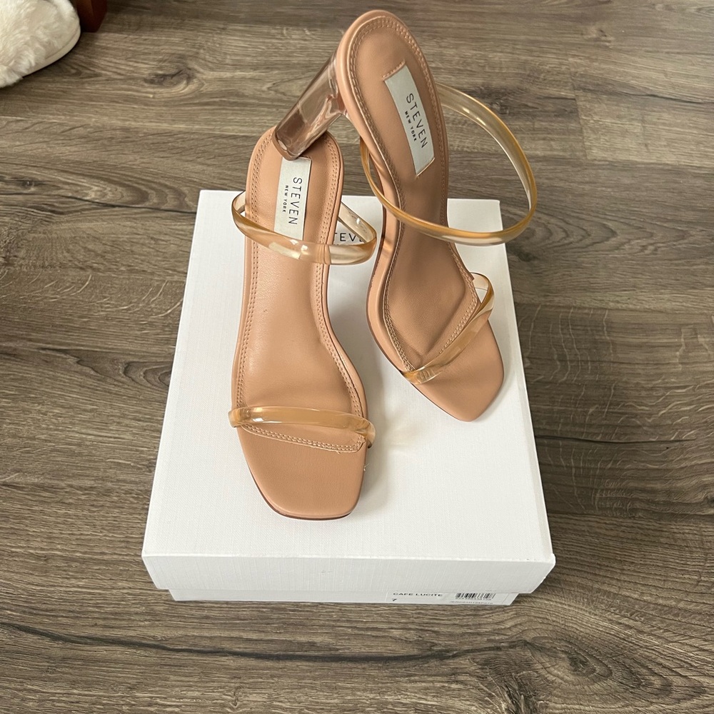 Steven New York Jercy Sandal in Cafe Lucite